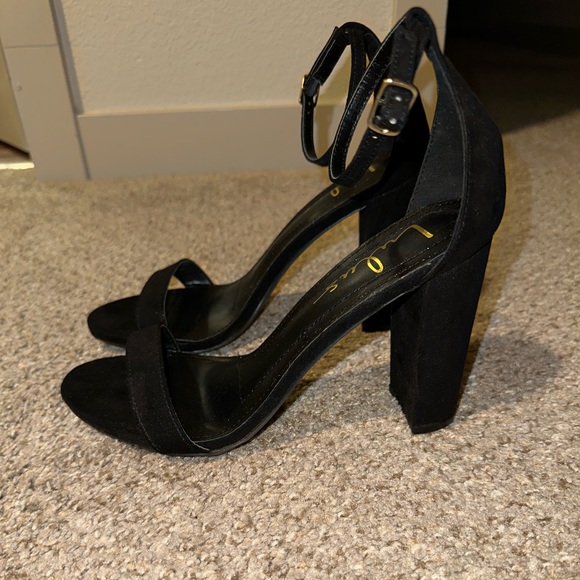 Lulus black suede ankle strap heels - Picture 5 of 9